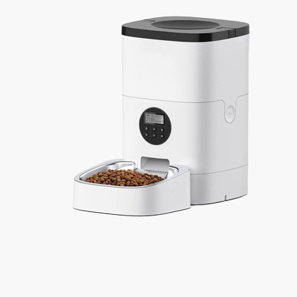 Smart pet feeder